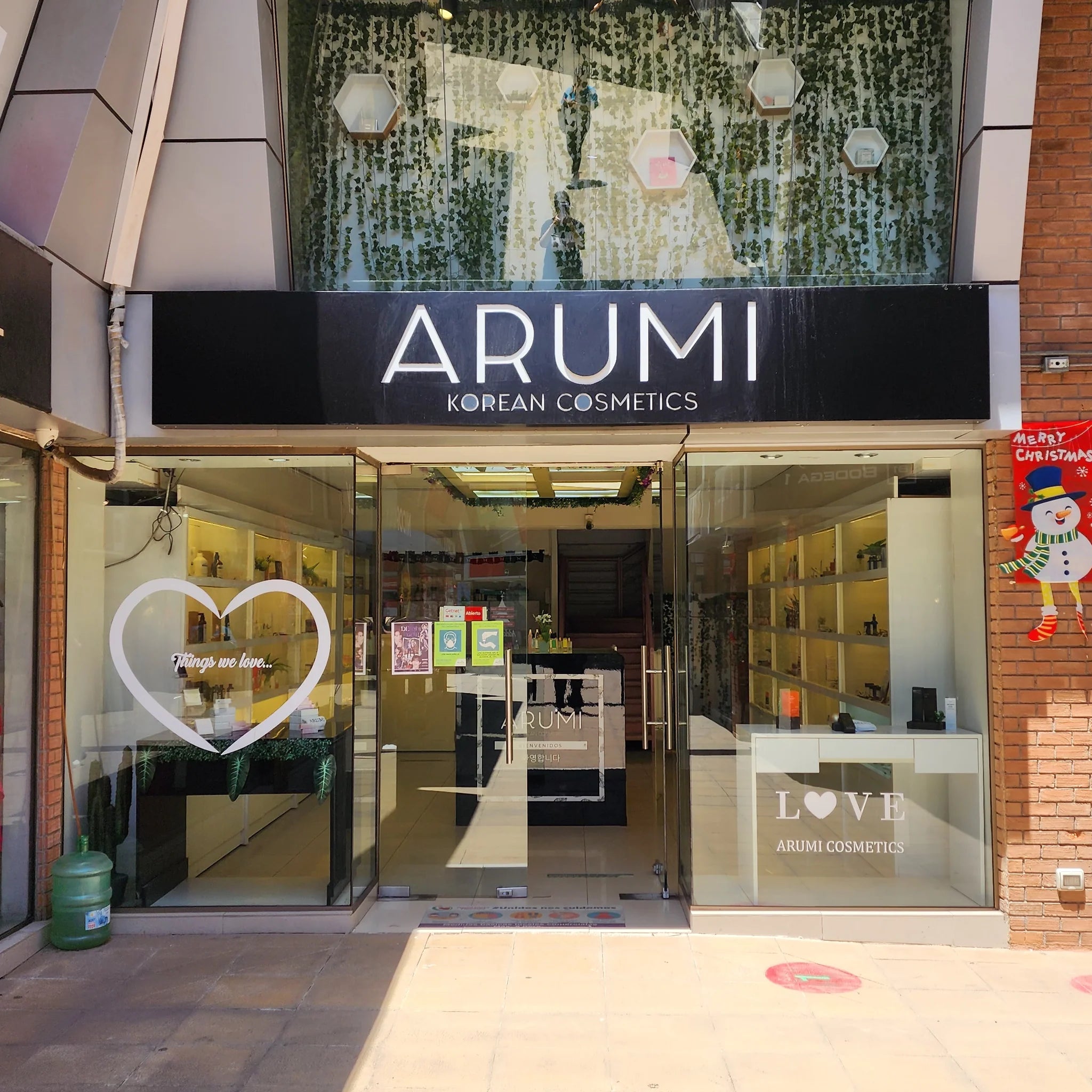 Arumi Korean Cosmetics