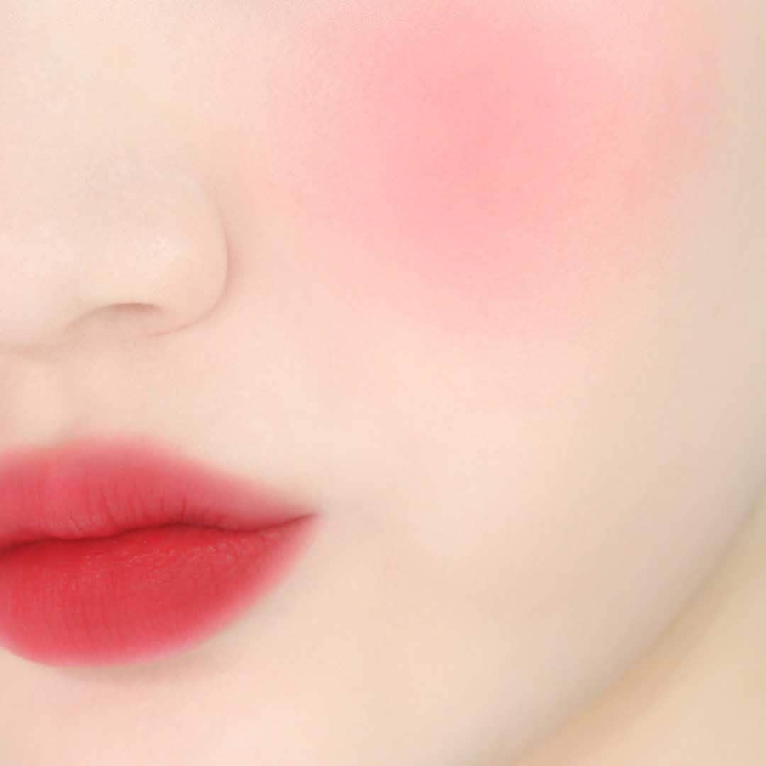 Lipsleek Blur Tono 01 Keen | Bálsamo Labial Multifunción 2,3 g Arumi Korean Cosmetics